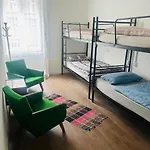 Doxie And Beds Pensiune *